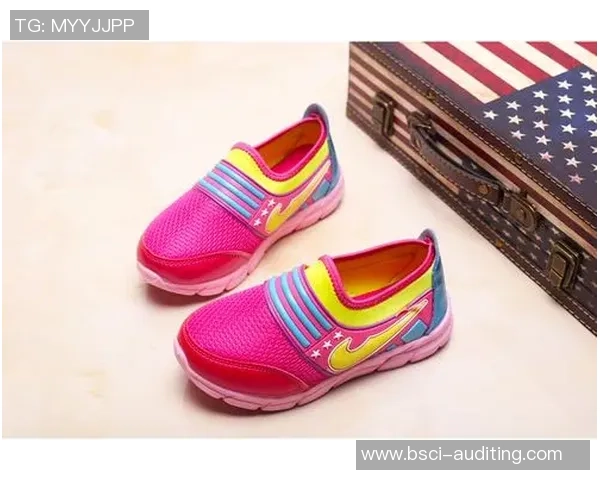 时尚与运动的完美结合足球袜OOTD穿搭灵感分享