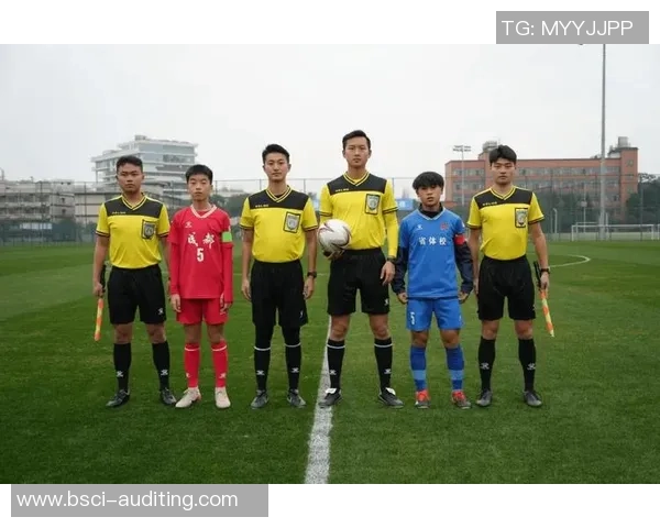 浩胜足球引领新时代足球潮流助力青少年成长与梦想实现